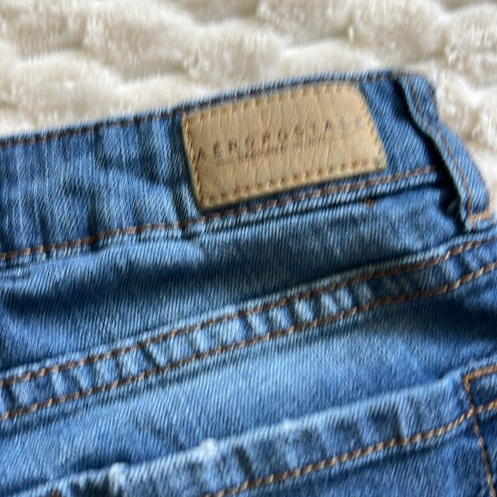 Aeropostale Ripped Jean Shorts - Picture 7 of 7